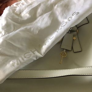 HAMILTON LARGE NORTH SOUTH SAFFIANO